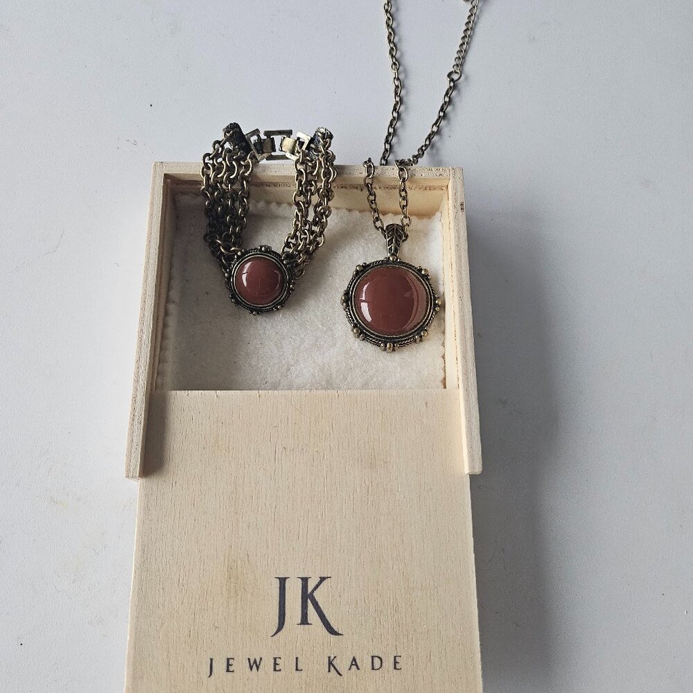 Jewel Kade Vintage Necklace Bracelet Set New in Box Jewelry gift set Wood box